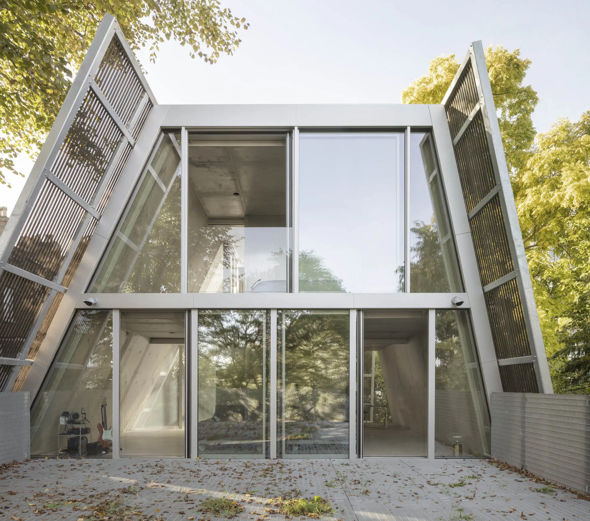 
 Reciprocal House by Gianni Botsford Architects